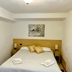 Buenavista بيت ضيافة تشامبولوك